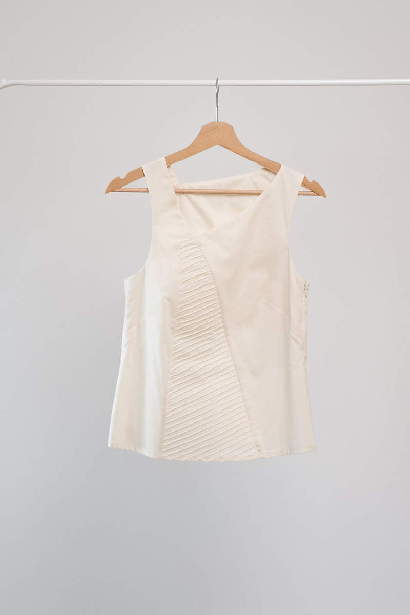 HOLDSUGÁR sleeveless, lined top